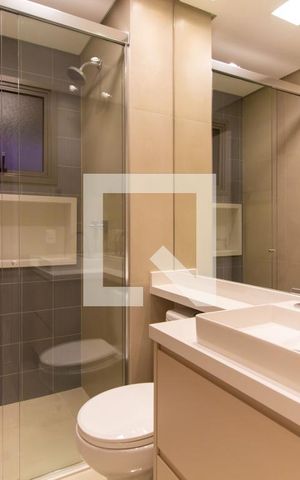 Apartamento para alugar com 114m², 3 quartos e 2 vagas Apartamento para alugar com 114m², 3 quartos e 2 vagasBanheiro da Suíte 01