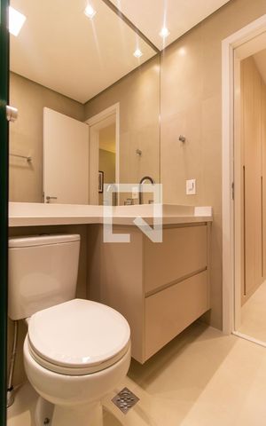 Apartamento para alugar com 114m², 3 quartos e 2 vagas Apartamento para alugar com 114m², 3 quartos e 2 vagasBanheiro da Suíte 01