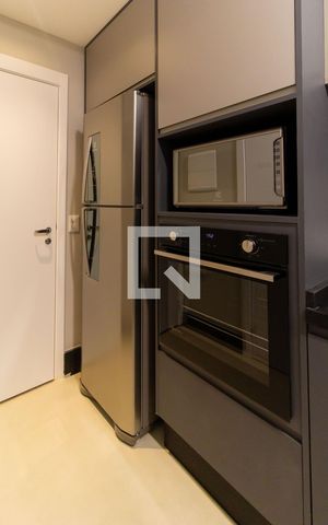 Apartamento para alugar com 114m², 3 quartos e 2 vagas Apartamento para alugar com 114m², 3 quartos e 2 vagasCozinha