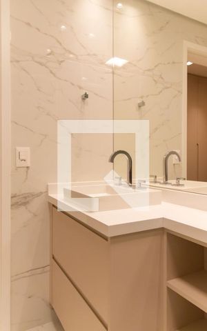 Apartamento para alugar com 114m², 3 quartos e 2 vagas Apartamento para alugar com 114m², 3 quartos e 2 vagasBanheiro da Suíte 02