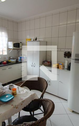Casa à venda com 130m², 5 quartos e 3 vagas Cozinha 2