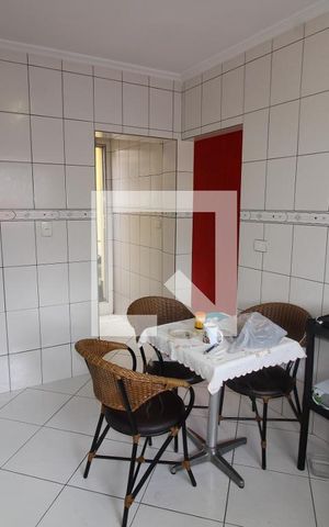 Casa à venda com 130m², 5 quartos e 3 vagas Cozinha 2