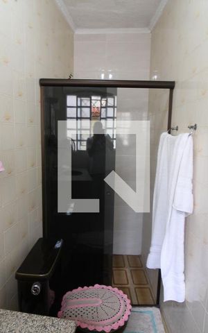 Casa à venda com 130m², 5 quartos e 3 vagasSuite