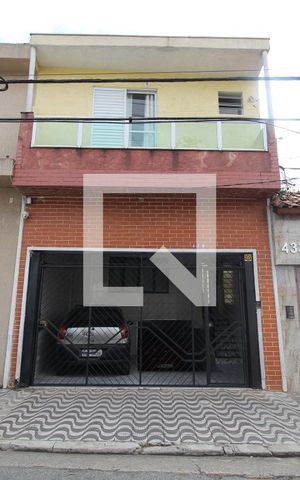 Casa à venda com 130m², 5 quartos e 3 vagasFachada