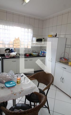 Casa à venda com 130m², 5 quartos e 3 vagas Cozinha 2