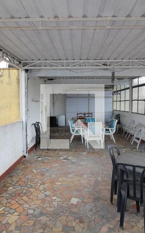Casa à venda com 130m², 5 quartos e 3 vagasLaje