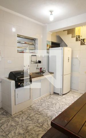 Casa à venda com 130m², 5 quartos e 3 vagasChurrasqueira