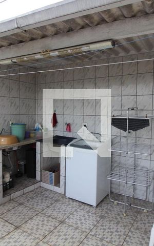 Casa à venda com 130m², 5 quartos e 3 vagasÁrea de Serviço 2