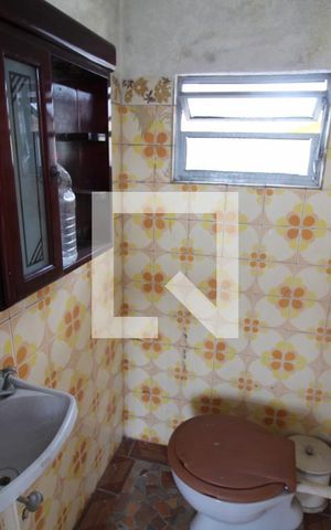 Casa à venda com 130m², 5 quartos e 3 vagasLavabo 2