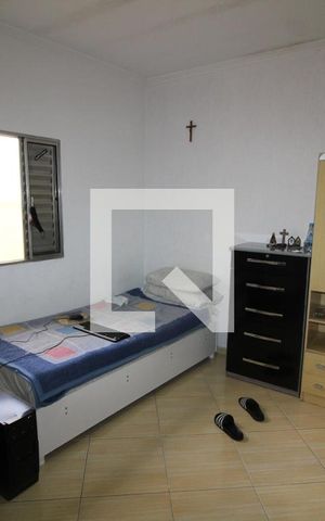 Casa à venda com 130m², 5 quartos e 3 vagasQuarto