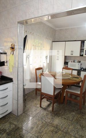 Casa à venda com 130m², 5 quartos e 3 vagasCozinha