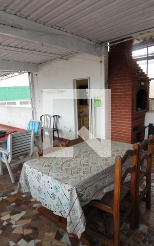Casa à venda com 130m², 5 quartos e 3 vagasLaje