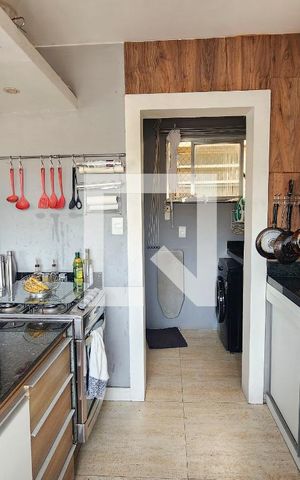 Apartamento para alugar com 125m², 4 quartos e sem vaga Apartamento para alugar com 125m², 4 quartos e sem vagaCozinha
