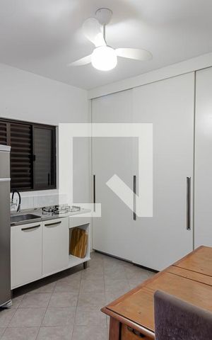 Casa à venda com 296m², 3 quartos e 3 vagas Casa à venda com 296m², 3 quartos e 3 vagasCozinha Casa 2