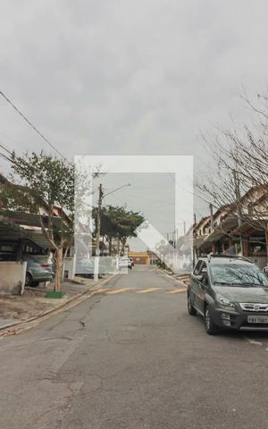 Casa de condomínio à venda com 80m², 2 quartos e 1 vaga Casa de condomínio à venda com 80m², 2 quartos e 1 vagaCondomínio