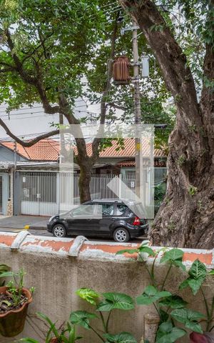 Casa para alugar com 300m², 3 quartos e 4 vagas Casa para alugar com 300m², 3 quartos e 4 vagasVista do Quarto 3