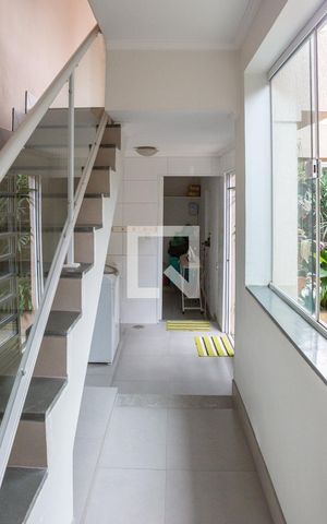 Casa para alugar com 300m², 3 quartos e 4 vagas Casa para alugar com 300m², 3 quartos e 4 vagasÁrea de Serviço