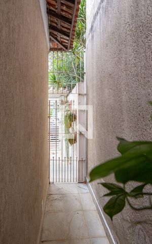 Casa para alugar com 300m², 3 quartos e 4 vagas Casa para alugar com 300m², 3 quartos e 4 vagasJardim de Inverno