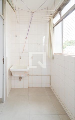 Apartamento à venda com 64m², 2 quartos e 1 vaga Apartamento à venda com 64m², 2 quartos e 1 vagaÁrea de Serviço