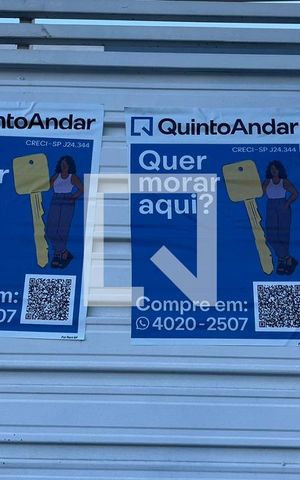 Casa de condomínio à venda com 50m², 2 quartos e 1 vaga Casa de condomínio à venda com 50m², 2 quartos e 1 vagaFachada