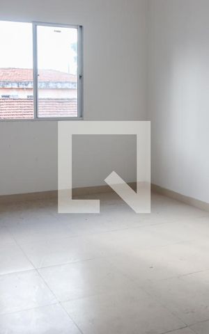 Casa de condomínio à venda com 50m², 2 quartos e 1 vaga Casa de condomínio à venda com 50m², 2 quartos e 1 vagaSala e Cozinha
