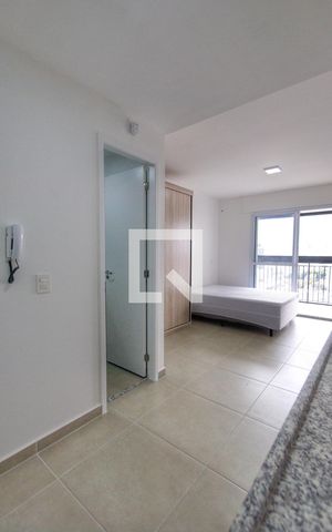 Studio à venda com 28m², 1 quarto e sem vaga Studio à venda com 28m², 1 quarto e sem vagaCozinha