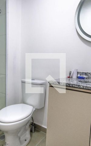 Studio à venda com 28m², 1 quarto e sem vaga Studio à venda com 28m², 1 quarto e sem vagaBanheiro
