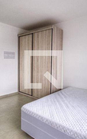 Studio à venda com 28m², 1 quarto e sem vaga Studio à venda com 28m², 1 quarto e sem vagaStudio