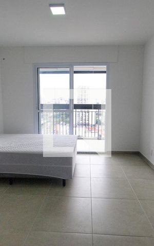 Studio à venda com 28m², 1 quarto e sem vaga Studio à venda com 28m², 1 quarto e sem vagaStudio