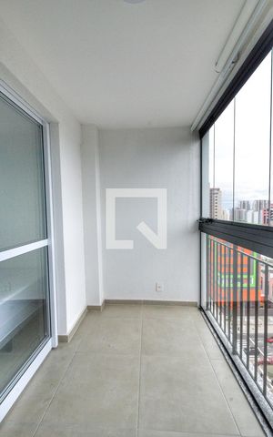 Studio à venda com 28m², 1 quarto e sem vaga Studio à venda com 28m², 1 quarto e sem vagaVaranda