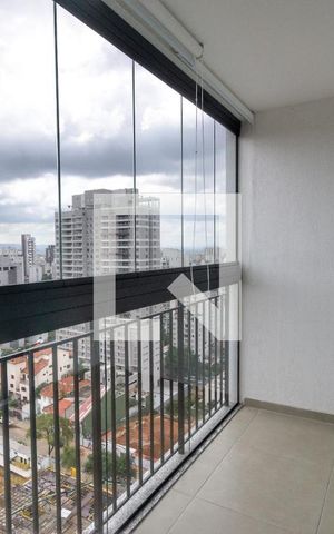 Studio à venda com 28m², 1 quarto e sem vaga Studio à venda com 28m², 1 quarto e sem vagaVaranda