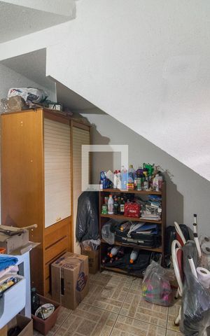 Casa de condomínio à venda com 140m², 3 quartos e 2 vagas Casa de condomínio à venda com 140m², 3 quartos e 2 vagasQuarto de Serviço