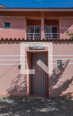 Casa de condomínio à venda com 140m², 3 quartos e 2 vagas Casa de condomínio à venda com 140m², 3 quartos e 2 vagasFachada