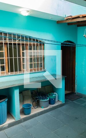 Casa à venda com 125m², 4 quartos e 2 vagas Casa à venda com 125m², 4 quartos e 2 vagasÁrea de Serviço