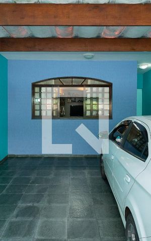 Casa à venda com 125m², 4 quartos e 2 vagas Casa à venda com 125m², 4 quartos e 2 vagasGaragem