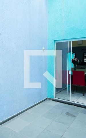 Casa à venda com 125m², 4 quartos e 2 vagas Casa à venda com 125m², 4 quartos e 2 vagasJardim de Inverno