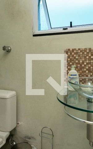 Casa à venda com 125m², 4 quartos e 2 vagas Casa à venda com 125m², 4 quartos e 2 vagasLavabo