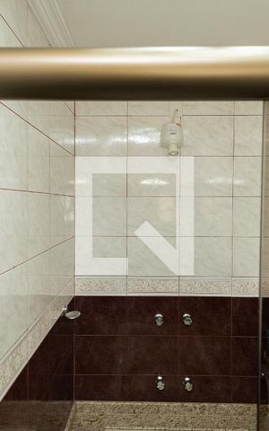 Casa à venda com 125m², 4 quartos e 2 vagas Casa à venda com 125m², 4 quartos e 2 vagasBanheiro - Suíte