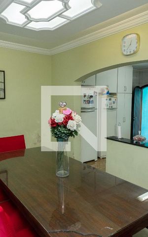 Casa à venda com 125m², 4 quartos e 2 vagas Casa à venda com 125m², 4 quartos e 2 vagasSala de Jantar