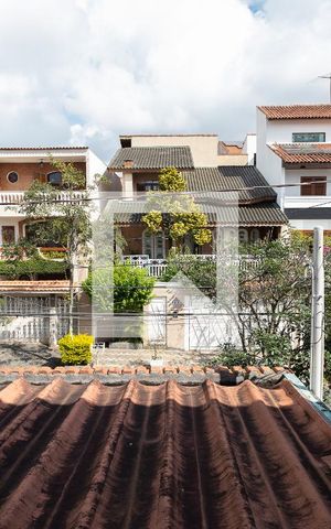 Casa à venda com 125m², 4 quartos e 2 vagas Casa à venda com 125m², 4 quartos e 2 vagasVista - Suíte