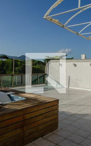 Apartamento à venda com 217m², 3 quartos e 3 vagas Apartamento à venda com 217m², 3 quartos e 3 vagasVaranda