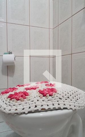 Apartamento à venda com 74m², 2 quartos e sem vagaBanheiro