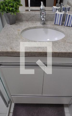 Casa para alugar com 250m², 3 quartos e 3 vagasBanheiro da Suíte 2