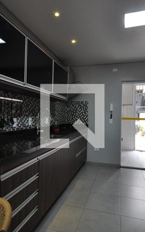 Casa para alugar com 250m², 3 quartos e 3 vagasCozinha