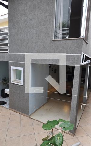 Casa para alugar com 250m², 3 quartos e 3 vagasQuintal