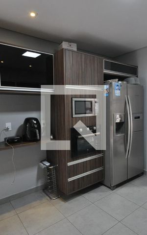 Casa para alugar com 250m², 3 quartos e 3 vagasCozinha