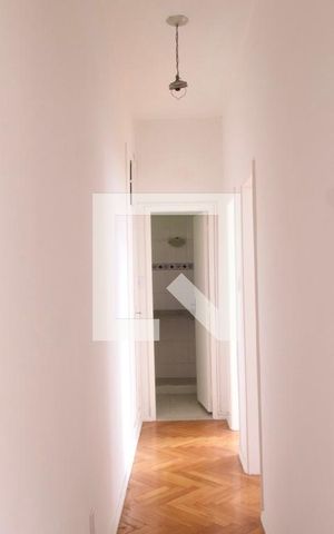 Apartamento para alugar com 99m², 2 quartos e sem vaga Apartamento para alugar com 99m², 2 quartos e sem vagaCorredor