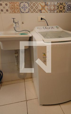 Casa à venda com 140m², 4 quartos e 2 vagasÁrea de Serviço