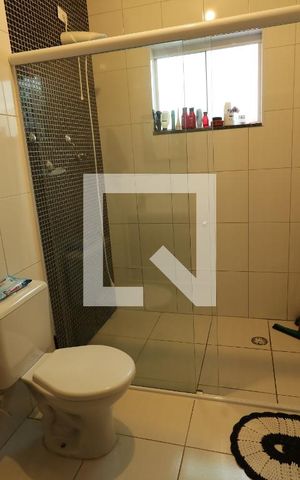 Casa à venda com 140m², 4 quartos e 2 vagasBanheiro 3