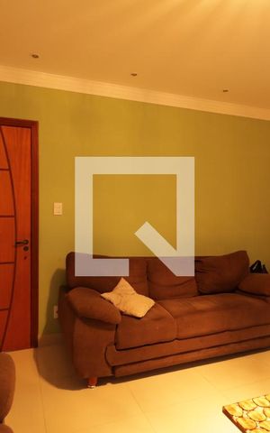 Casa à venda com 140m², 4 quartos e 2 vagasSala 1